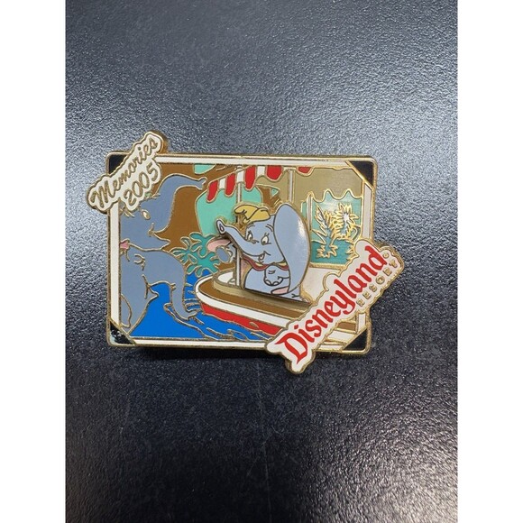 Disneyland Making Memories 2005 Dumbo on Jungle Cruise Pin Limited Edition - Picture 3 of 4